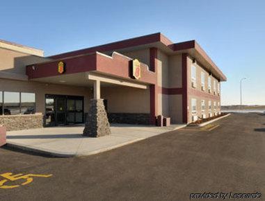 Super 8 by Wyndham Innisfail Bagian luar foto
